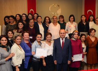 Kadıköy Belediyesi’nin kadına yönelik ayrımcılığa karşı çalışmaları sürüyor.