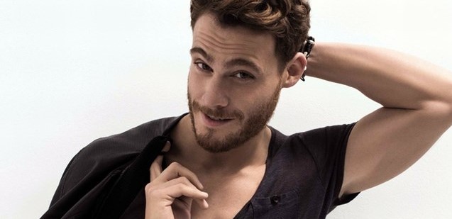 kerem-bursin-magazin-zoom