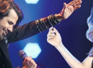 Beren Saat, Kenan’ın konserini kulisten dinledi!
