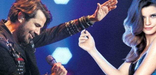 magazin-zoom-cansu-dere-kazasiz-kul-olmaz.jpg1