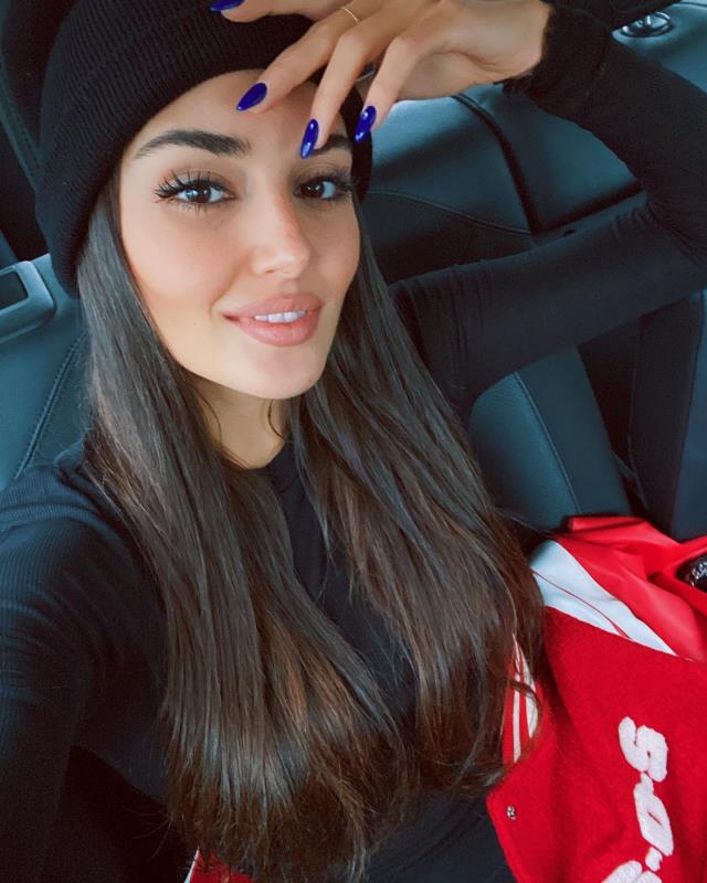 hande-ercel-ask-iddiasini-yalanladigi-hakan-15577234_963_m