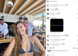 Yunanistan’da tatil yapan Afra Saraçoğlu’nun tanga bikinisiyle poz verdi